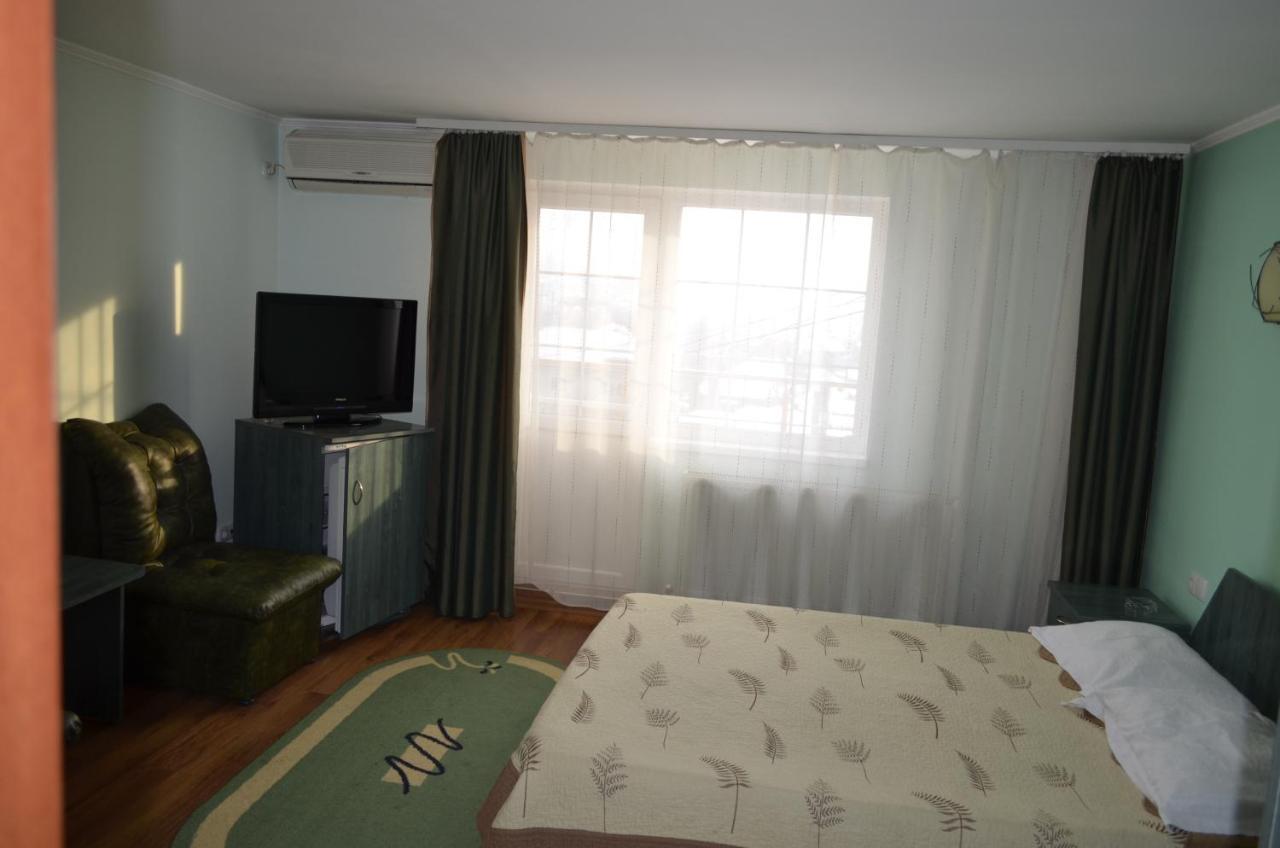 Casa Alba Hotell Râmnicu Vâlcea Exteriör bild